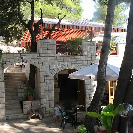 فندق مبيت وإفطار Pansion Jure Matijevic 3*