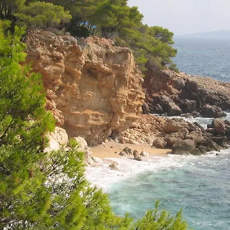 Pansion Jure Matijevic 3* Sveta Nedelja (Hvar)